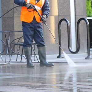 Pressure washing in Kissimmee